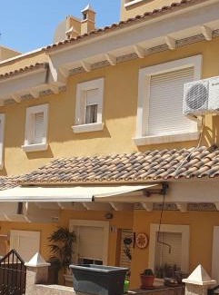 Castillo de Montemar Casa | Casa Horadada