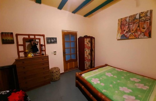 Serrekunda Casa | Casa Hotel Sinkiling Gambia
