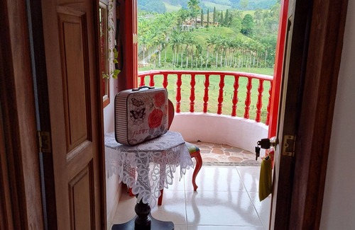 Jerico Cabaña | Casa Hotel Villa Marta, museo, rio, cascada, montañas, Ecoturismo, párapente.