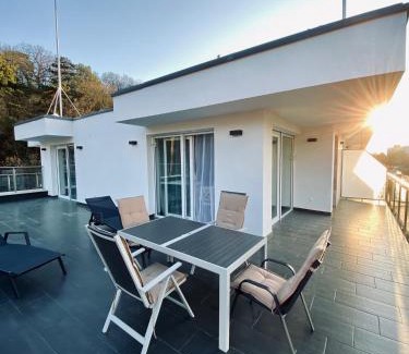 Balatonfoldvar Apartamento | Casa Iringo Apartman By BLTN Balatonföldvár