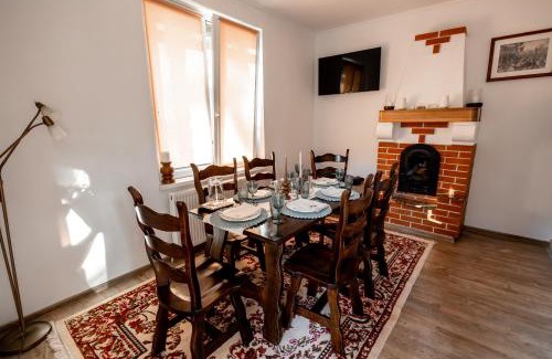 Jibert Casa | Casa Izvoru Mureșului