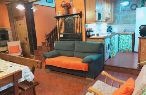 Sajazarra Casa | Casa junto a Haro y Miranda de Ebro con aire acondicionado wifi libre y barbacoa ,en un pueblo con encanto