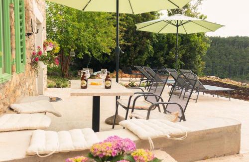 Jadranovo Villa | Casa Kamik-19th Century Stone House 50 m from Sea