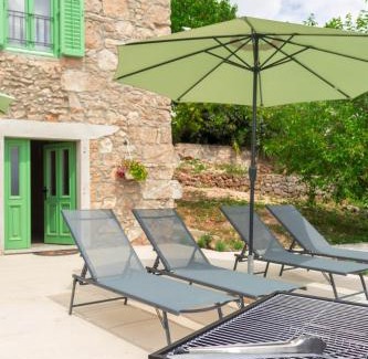 Jadranovo Villa | Casa Kamik-19th Century Stone House 50 m from Sea