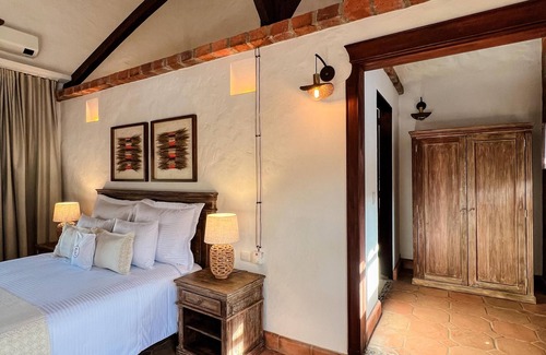 Quebrada Guadalejo Hotel | Casa Linaje Hotel Boutique by HMC- Cauca Viejo - Mayores de 10 años