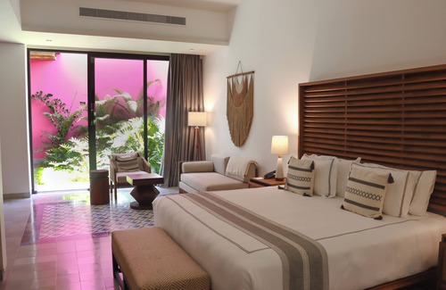 Barrio de Santiago Hotel | Casa Loreto 1893