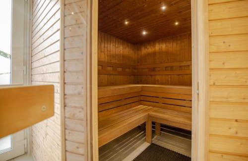 Siofok Aranypart Apartamento | Casa Luxury Wellness Apartman By BLTN