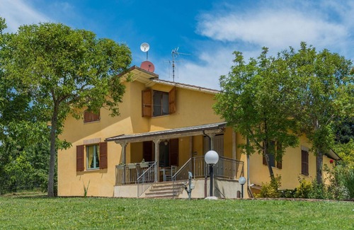 San Lorenzo in Campo Casa | Casa Magica 7 - Tres Habitaciones Casa, Capacidad 7