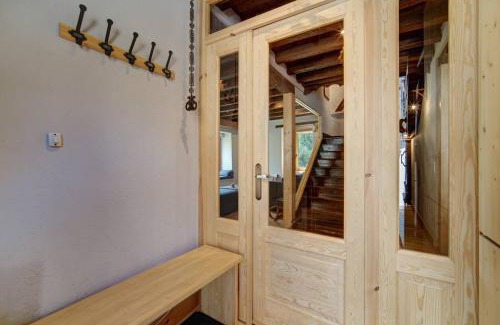 Gessa Casa | Casa Montlude - Elegancia rústica y confort moderno en el corazón del Valle de Arán by Eth Flòc