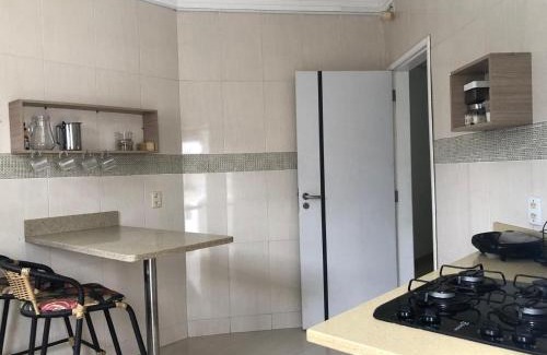 Cacari Apartamento | Casa no térreo - 3 quartos - Caçari
