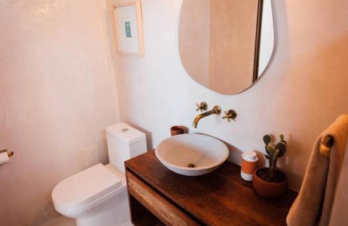 Barra de Colotepec Villa | Casa Nuez- Villa with AC, Pool and Magical Sunset Views