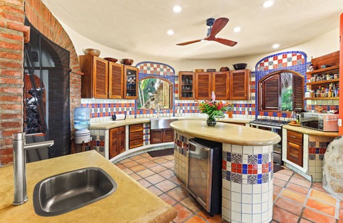 Platanitos Villa | Paraiso (Paradise), Ocean-front Getaway in a private magical community