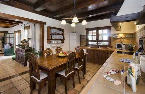 Masdache Chalet De Esquí | Casa Perdomo, Lujo entre Viñedos y Cultura