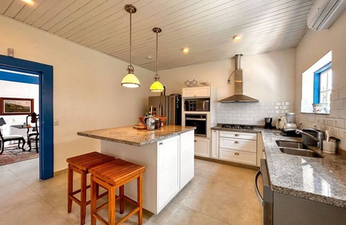 Ilhabela Chalet De Esquí | Casa próx à Praia de Santa Teresa, Ilhabela/SP