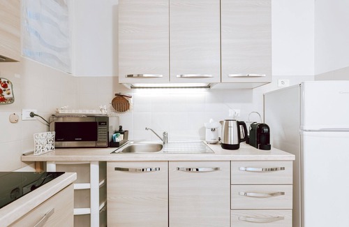 Zona XXVI Castel di Decima Apartamento | Casa Rosolino | Next to Campus Bio-Medico | Rome