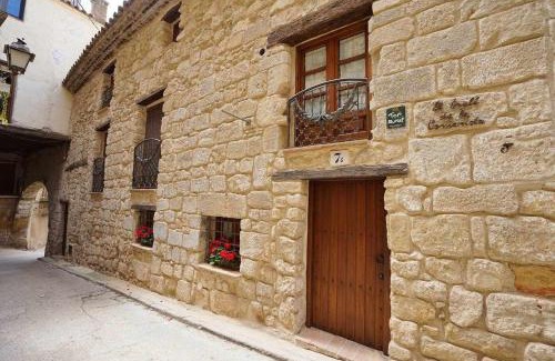 Horta de Sant Joan Casa | Casa rural con mucho encanto en un entorno mágico