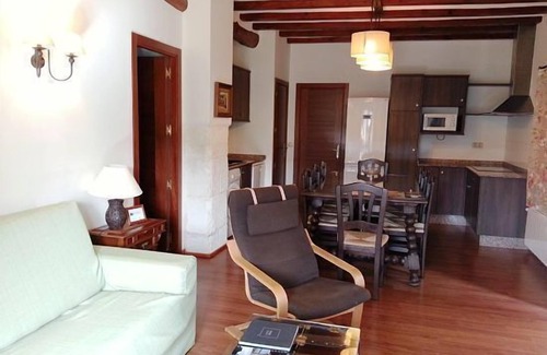 Banyeres de Mariola Cabaña | Casa rural 3 con buhardilla, piscina y jardín con barbacoas