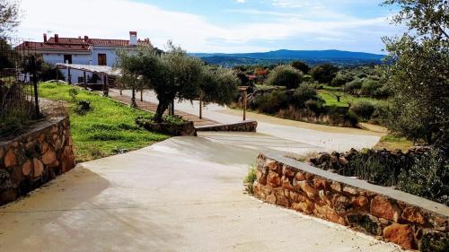 Almoharin Casa | Casa Rural Flores Amarillas