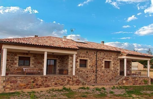 El Pobo de Dueñas Cabaña | Casa Rural La Dueña para 4 personas