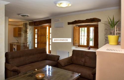 Ciguenza Casa | Casa Rural La Casita del Río