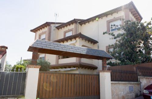 La Adrada Casa | Casa Rural La Chistera