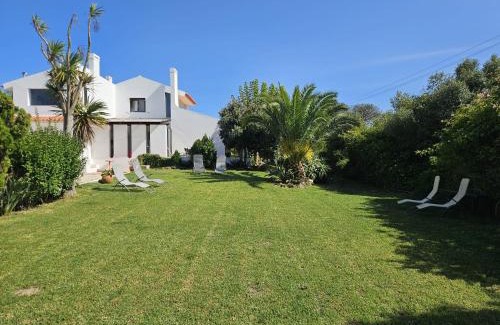 Sao Joao das Lampas Villa | Casa Seahorses b