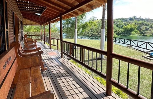 Guatape Alquiler De Eote | Casa sobre la represa de Guatapé