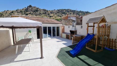 San Bartolome de Pinares Casa | Casa tio peguero - piscina spa