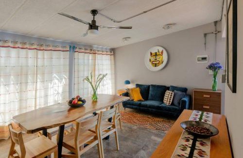 Luis Jiménez Figueroa Villa | Casa Tiptón - Artsy in the City