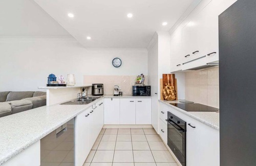 Scarness Complejo | Casablanca Palms – Family Friendly Beach Escape