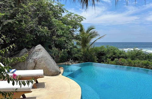 Troncones Casa | Casamar, beach front estate on Troncones Point