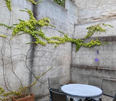 Cambron Casa | Casas Rurales Prunus Avium