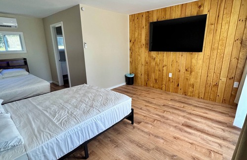 Lake Placid Hotel | Cascade Inn