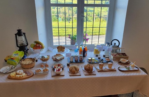 Bossolasco Cama Y Desayuno | Cascina Brichat Alta Langa