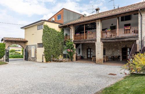 Lonato del Garda Apartamento | Cascina Raperonzolo