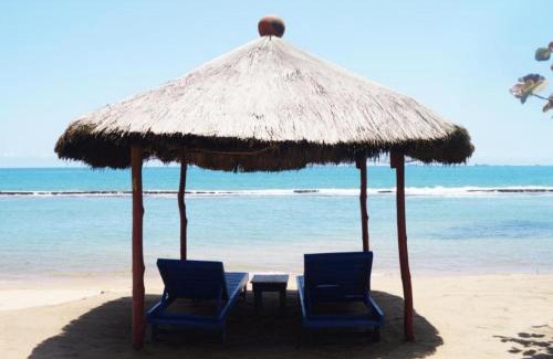 Lome Hotel | CASE de ROBINSON