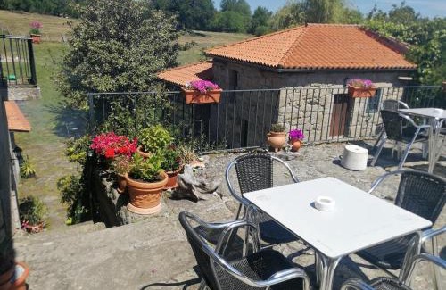 Nogueira de Ramuín Casa | Caserio de Fontes