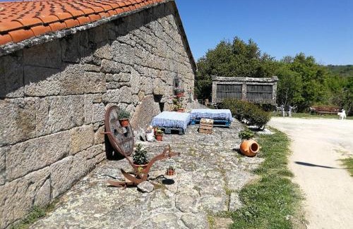 Nogueira de Ramuín Casa | Caserio de Fontes