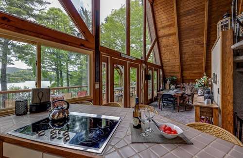 Cullowhee Casa | Cashiers, Lake Glenville, 3 Acres 500ft Private Beach & Dock, sleeps14,Mt View