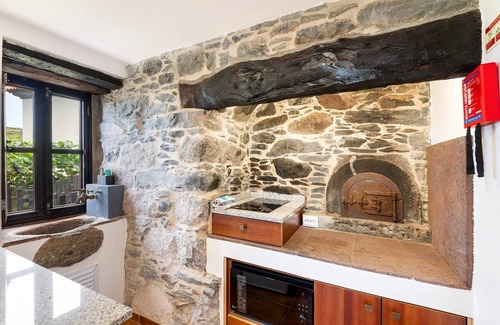 Ponta Delgada Villa | Casinha do Mar by Galmi