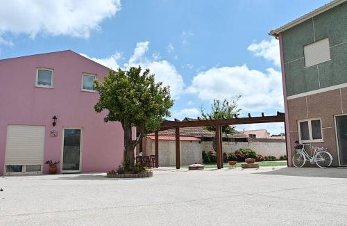 Bajouca Casa | Casinhas Escondidinho