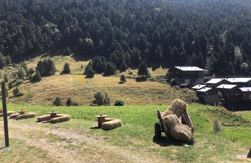 Soldeu Cabina | Casita de madera a Peu del Riu Incles. Sol y Nieve