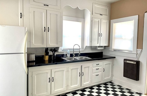 Truth or Consequences Cabaña | Casita De Agua Encanto, Natural Hot Mineral Spring Property