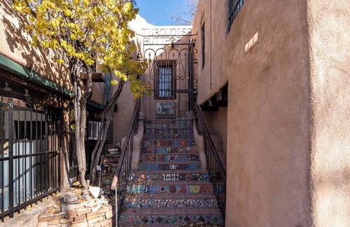 Downtown Santa Fe Casa | Casita Mariposa