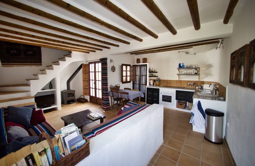 Iznajar Cabaña | Casita Perdiz en Cortijo las Rosas - Paz y tranquilidad en los olivares