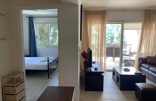 Maleme Casa | Cassiopeia 1BR Apt on Beach with Pool