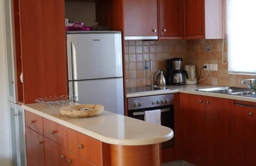 Maleme Apartamento | Cassiopeia 5 BR Villa on beach with pool