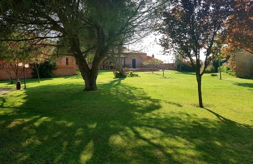 Valderas Villa | Castillo De Los Ossorio