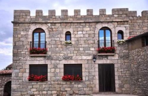 Sasamon Casa | Castillo Goyito