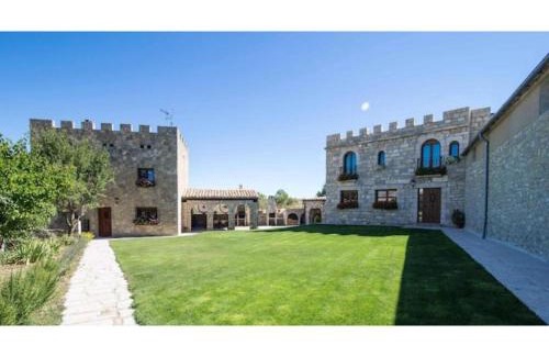 Sasamon Casa | Castillo Goyito